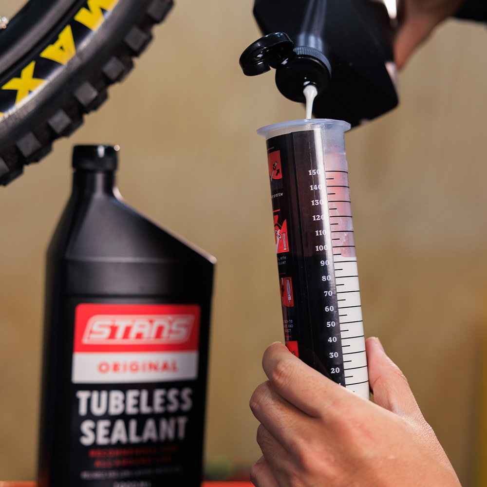 Stans - Tyre Sealant Injector