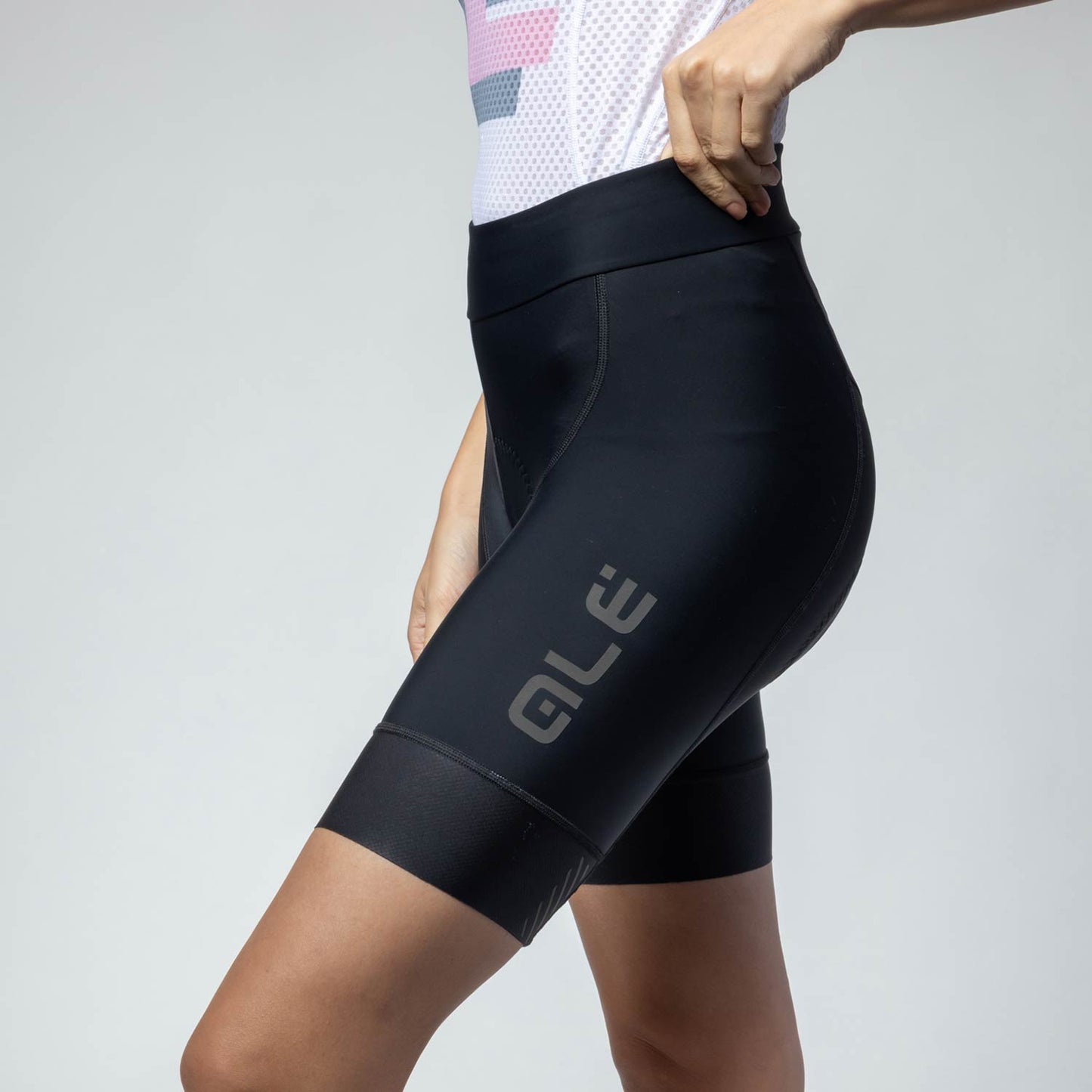 Ale Clothing Magic Colour PR-E Womens Shorts