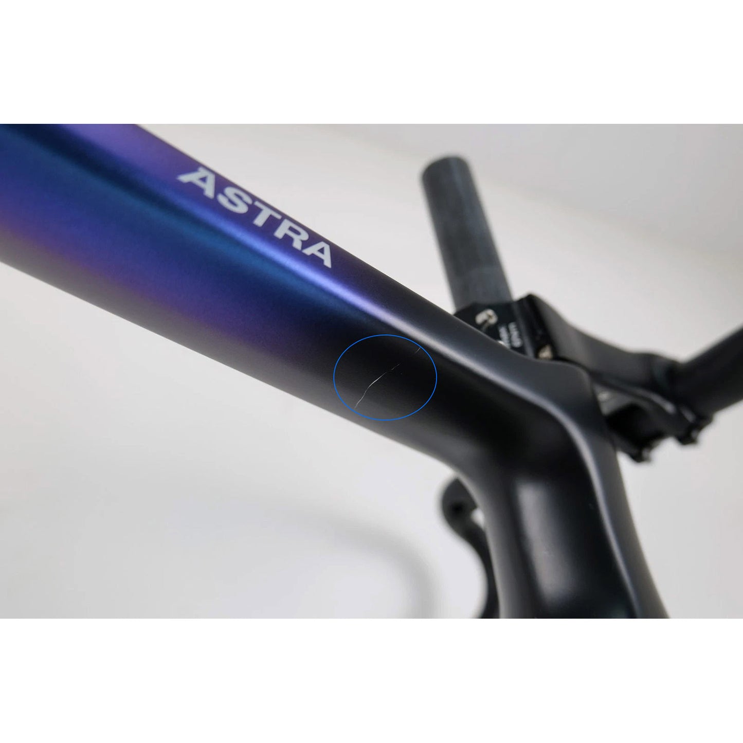 Basso Bikes Astra Disc Ex Demo Medium Frameset Chameleon