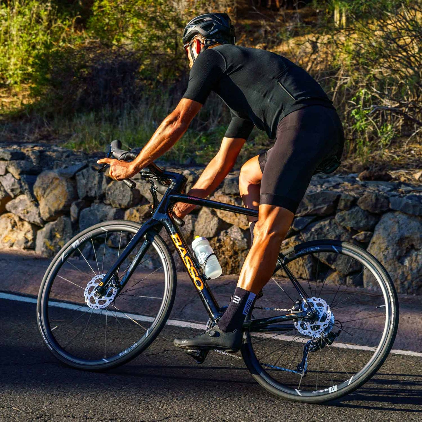 Basso Bikes Venta R 105 12x Microtech Magma Black Bike
