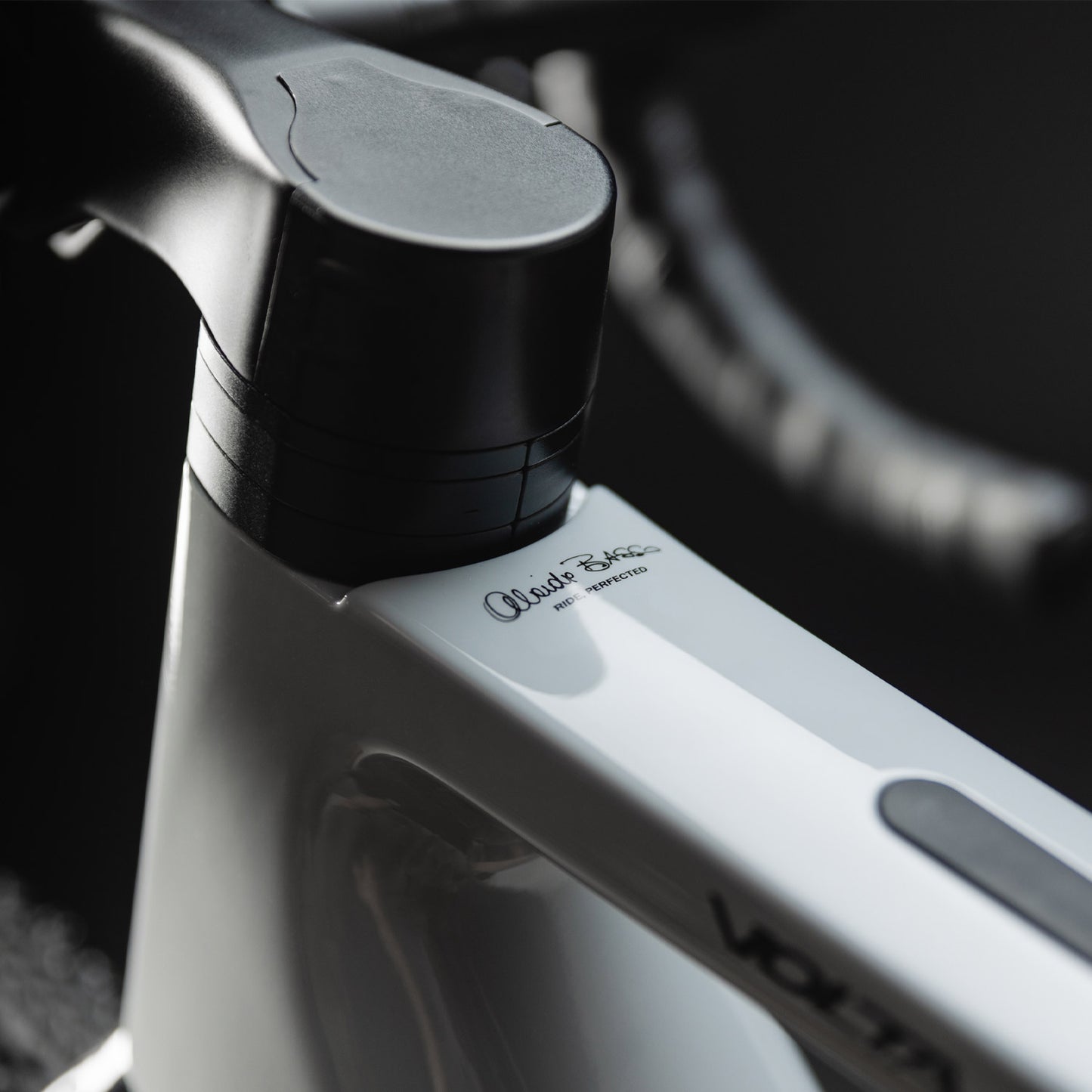 Basso Bikes Volta Gravel GRX Pure White E-Bike