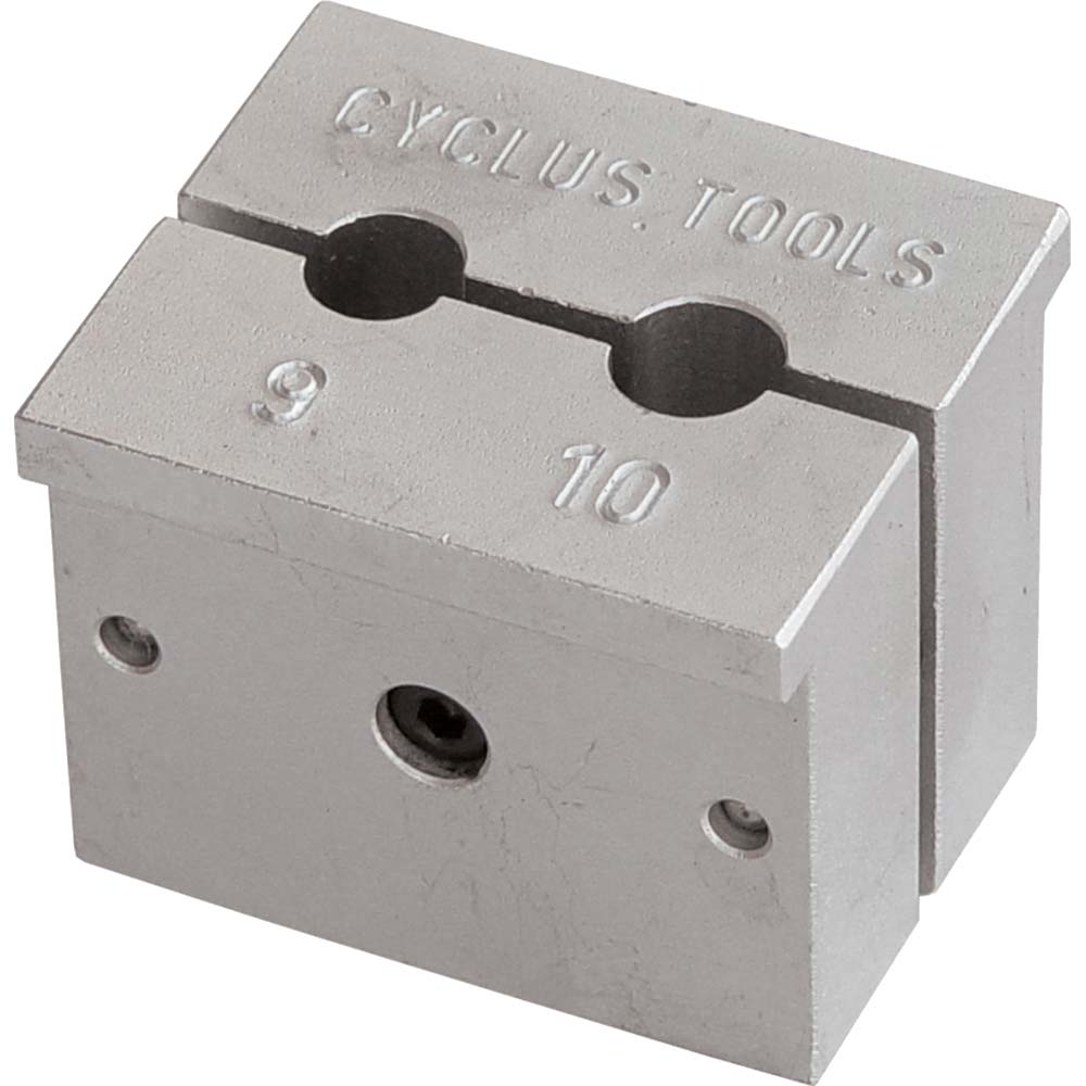 Cyclus Tools Axle Vice Spring Loaded 9/10mm
