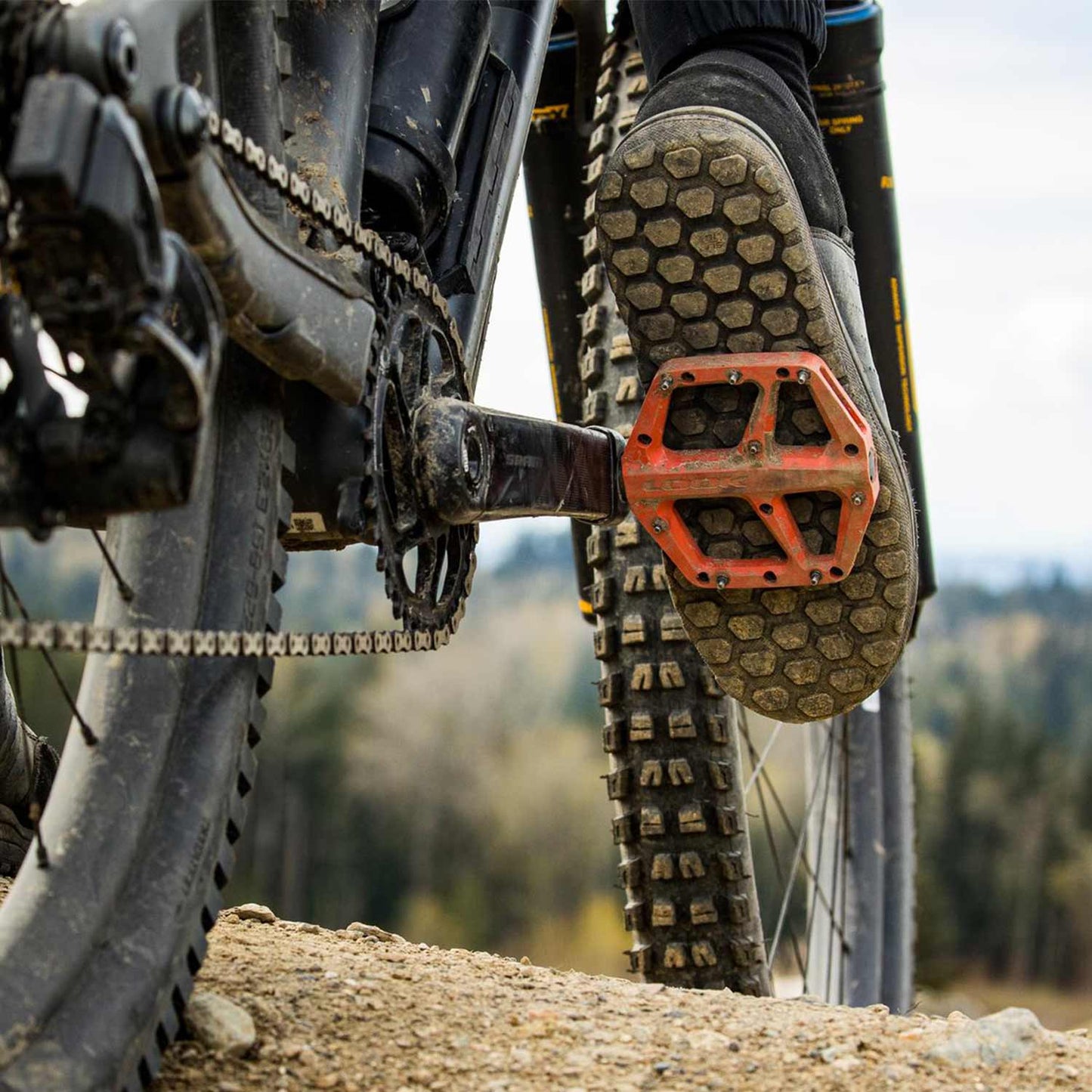 Look Trail Fusion Flat Red Pedals