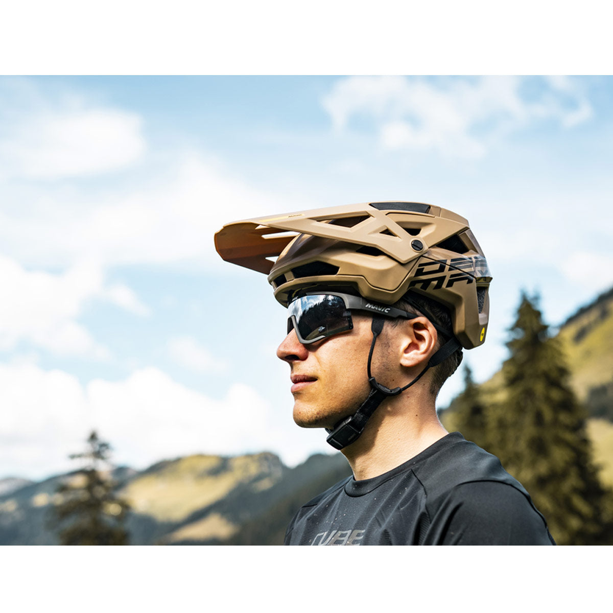 Mavic Deemax Pro Mips Sand Helmet