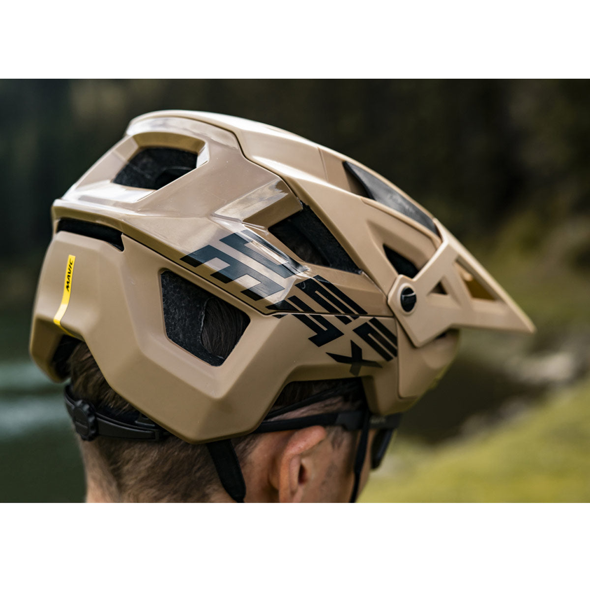Mavic Deemax Pro Mips Sand Helmet
