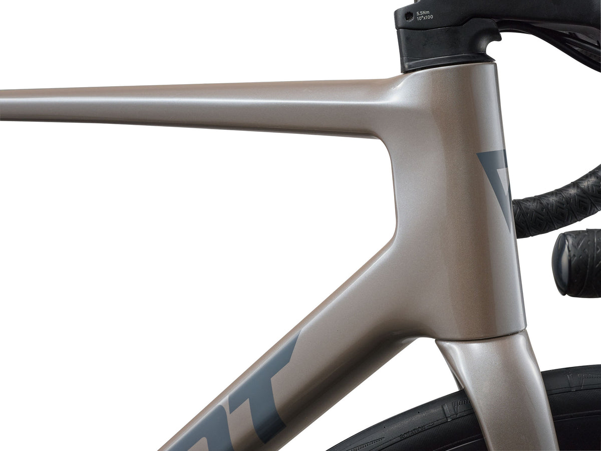 Giant TCR Advanced 1-PC 2027
