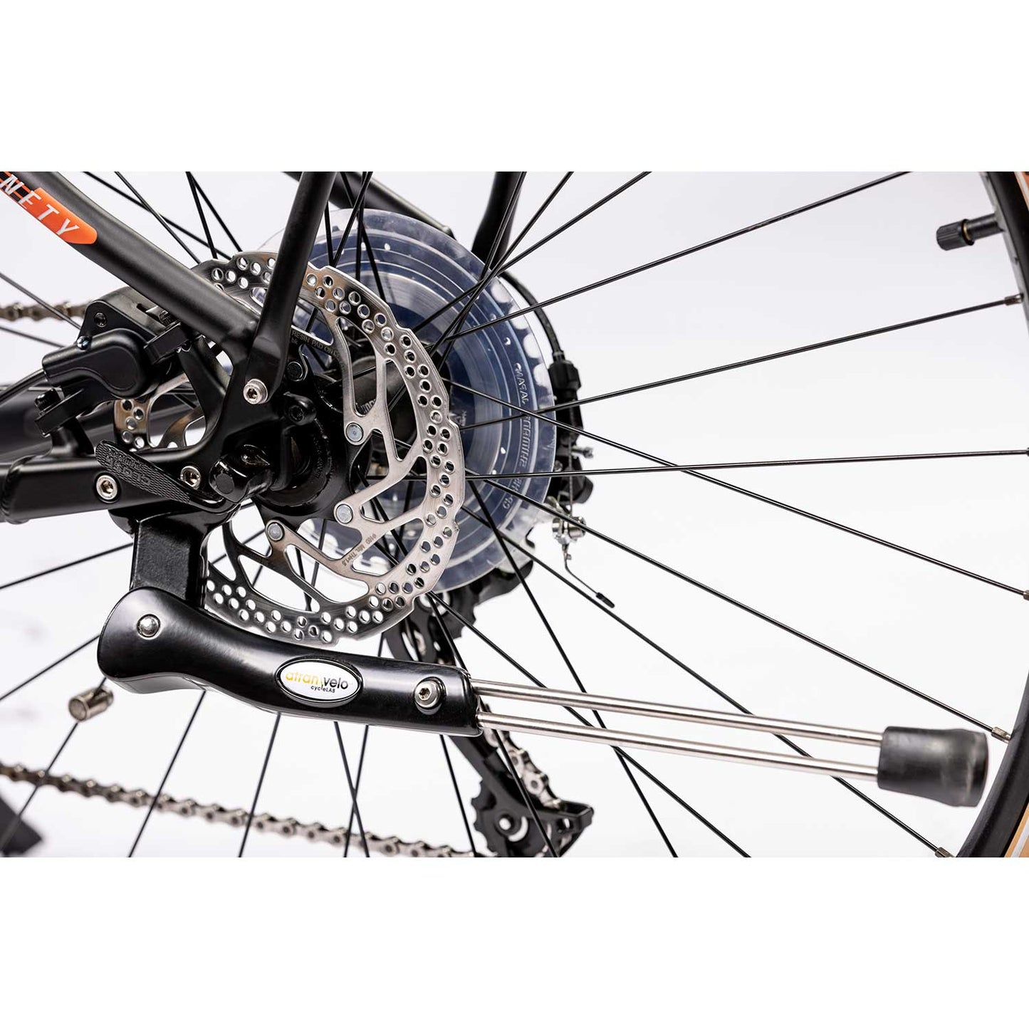 Superior Rock Machine Storm INT e90-29 Touring E-Bike