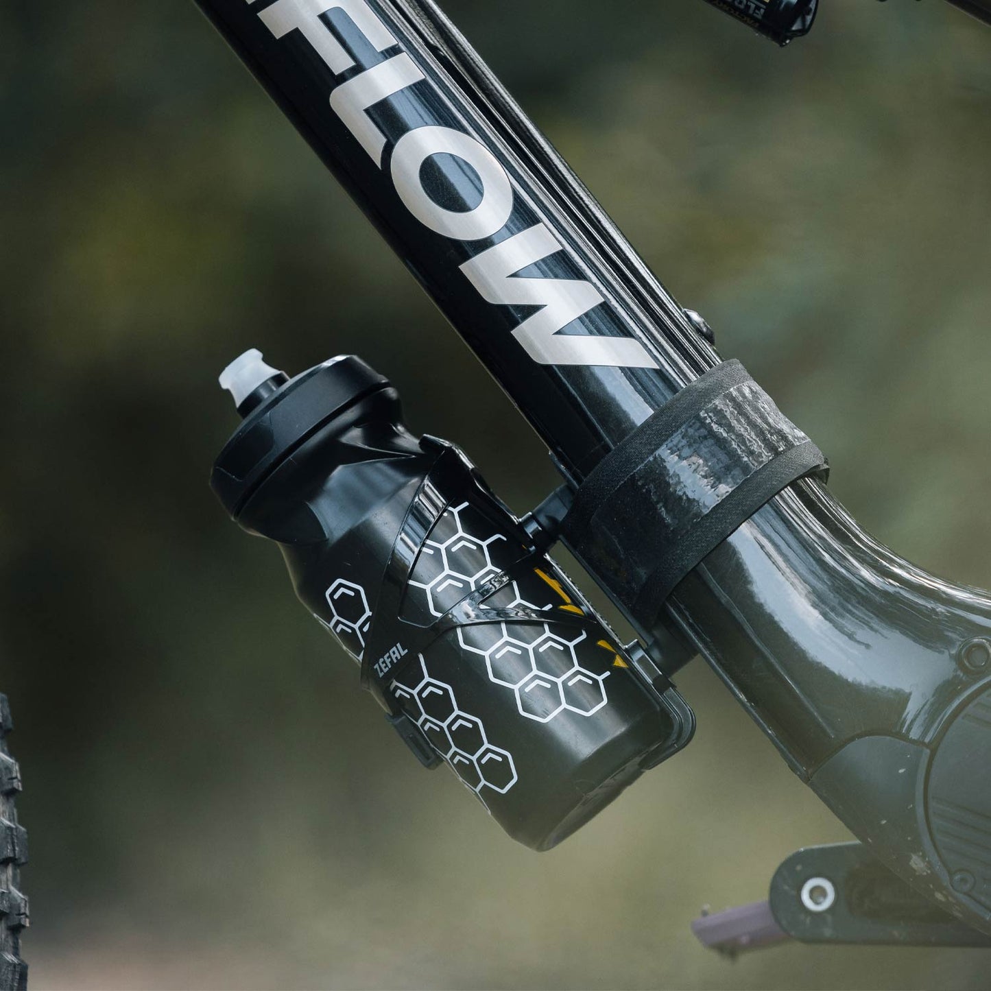 Zefal Universal Cage Mount With Pulse A2 Bottle Cage
