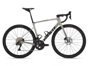 Giant Defy Advanced SL 1 Road Bike  2024