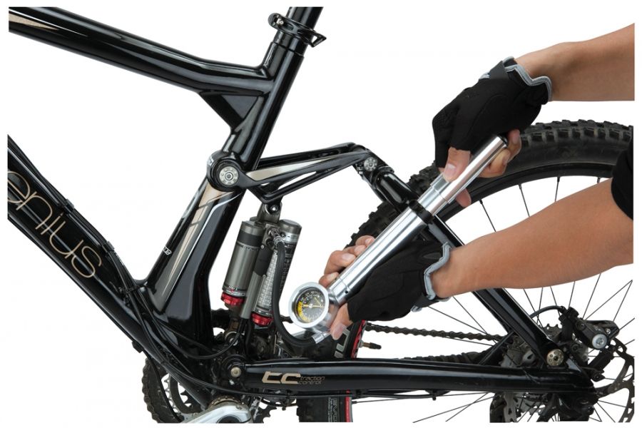 can you use a normal bike pump for shocks