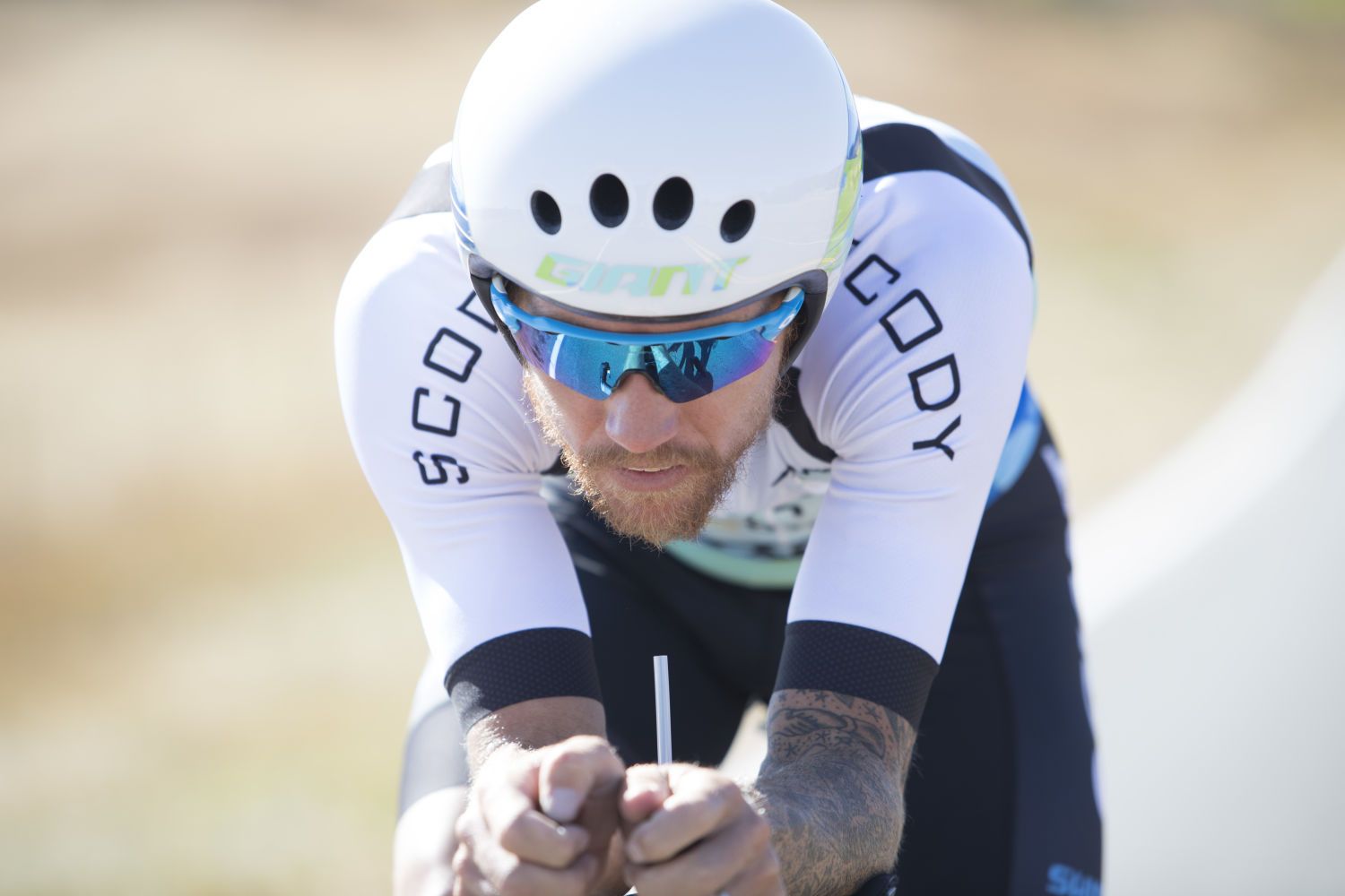 giant rivet tt helmet