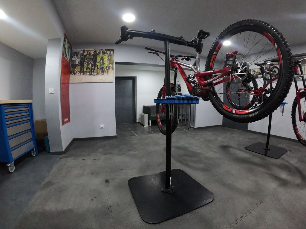 bike hand work stand