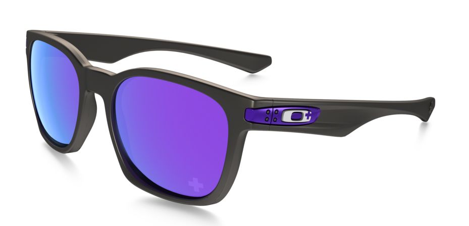 oakley garage rock infinite hero