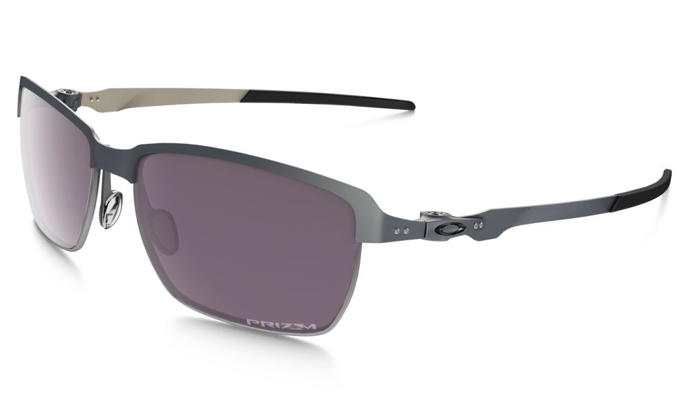 oakley covert