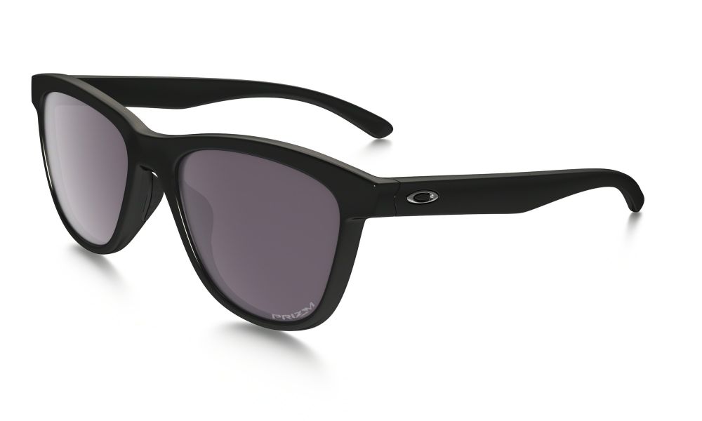 Oakley Moonlighter Prizm Sunglasses Polished Black Prizm Daily Polarised OO9320 08 132.3 Oakley Moonlighter Sunglasses Cyclestore