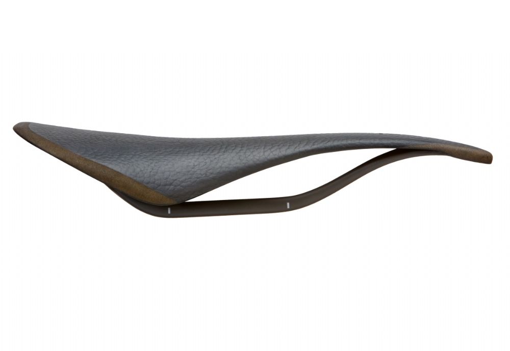 Fabric Alm Shallow Ultimate 142mm Buffalo Saddle - £178.19